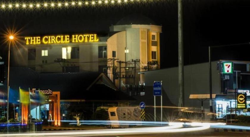 The Circle Hotel Buriram Ngoại thất bức ảnh
