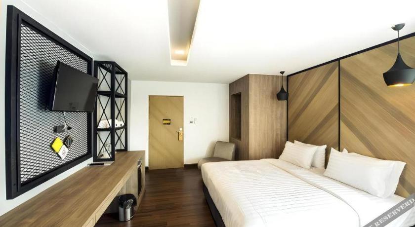 The Circle Hotel Buriram Ngoại thất bức ảnh